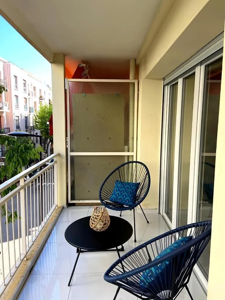 Appartement Juan Les Pins A 700 M Des Plages Antibes